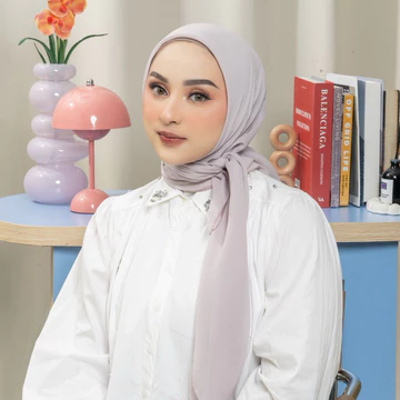 Nathelabel Poly Plain Paris Hijab Square (Hijab Segi Empat Poly Chiffon)