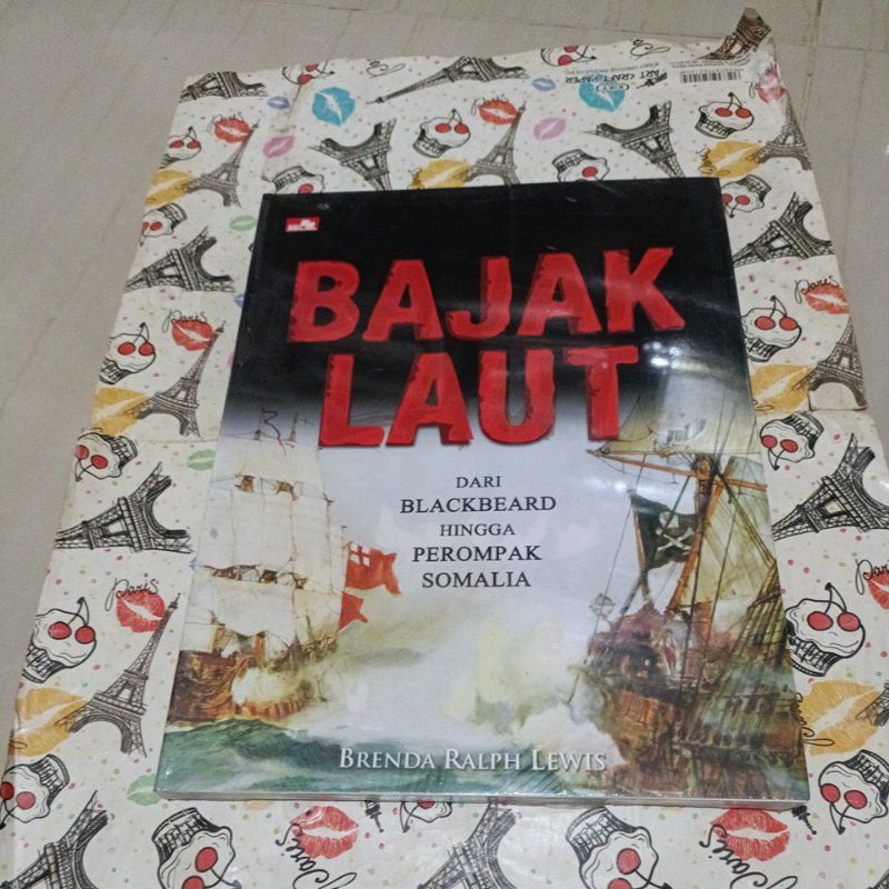 Jual Buku Brenda Ralph Lewis - BAJAK LAUT | Shopee Indonesia
