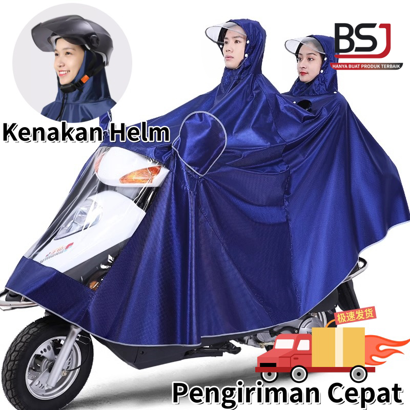 Pemotor menggunakan jas hujan dua potong dengan warna cerah