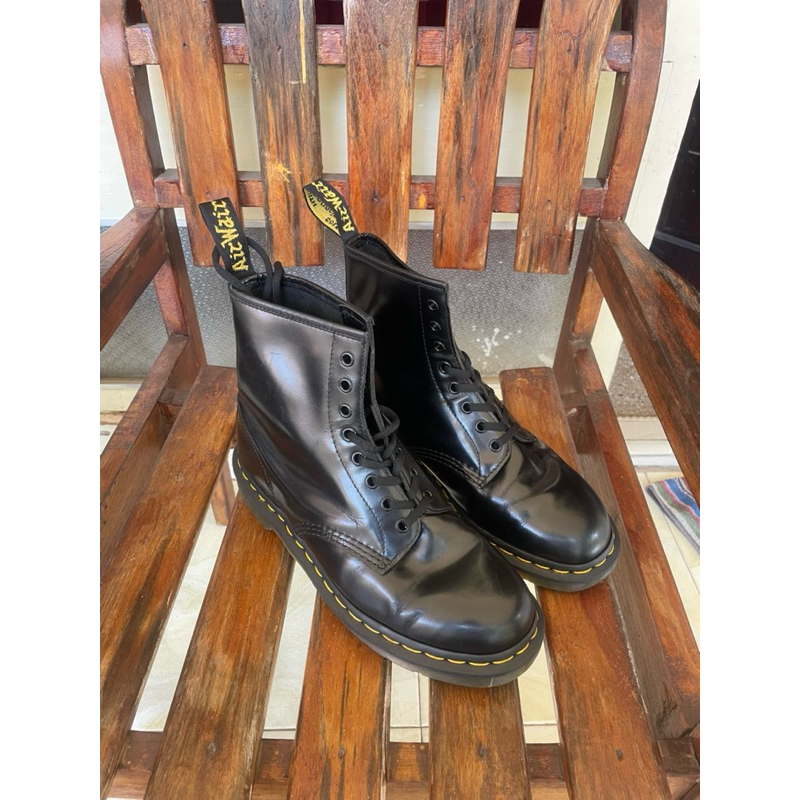 Jual docmart second uk43 | Shopee Indonesia