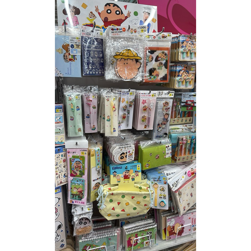 Jual daiso korea crayon shinchan kabel pulpen kaos kaki | Shopee Indonesia