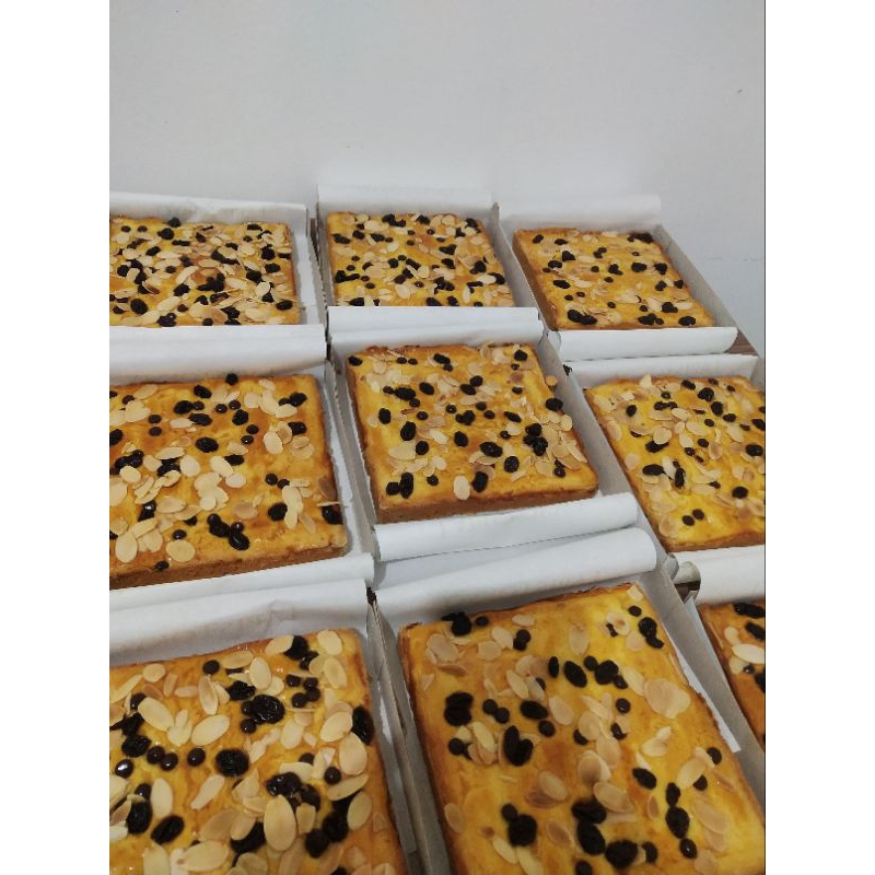 Jual Botterkoek Lekker Holland by Lapis Tokyo | Shopee Indonesia