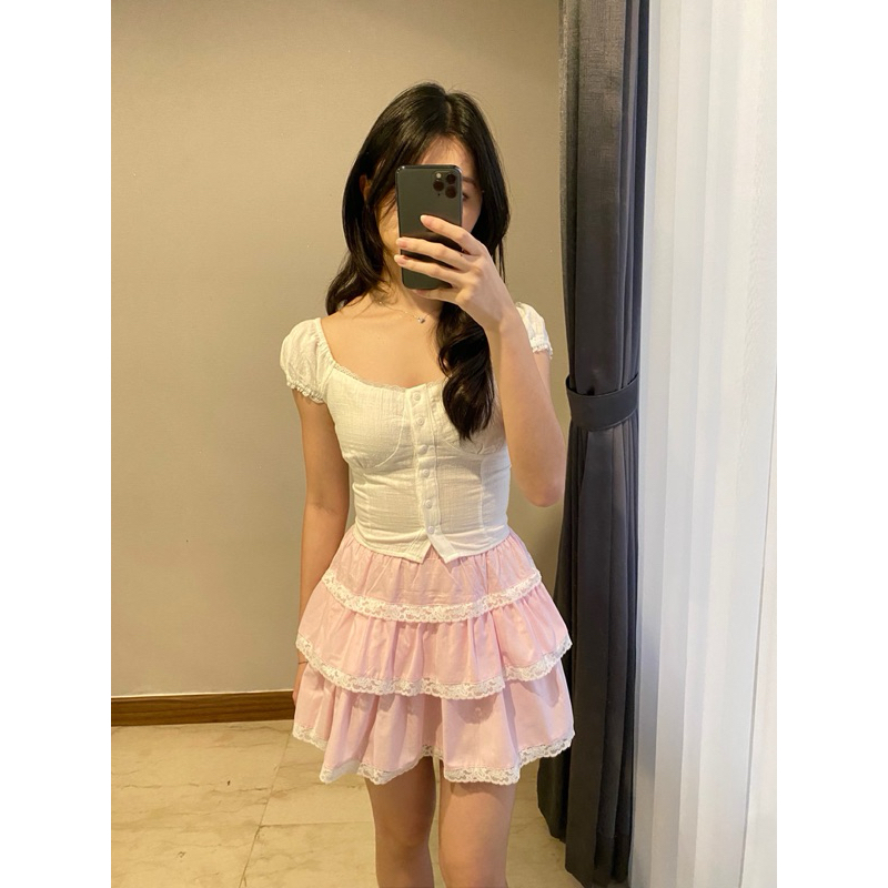 Jual SURI LACEY SKIRT // Rok Mini Renda Coquette | Shopee Indonesia