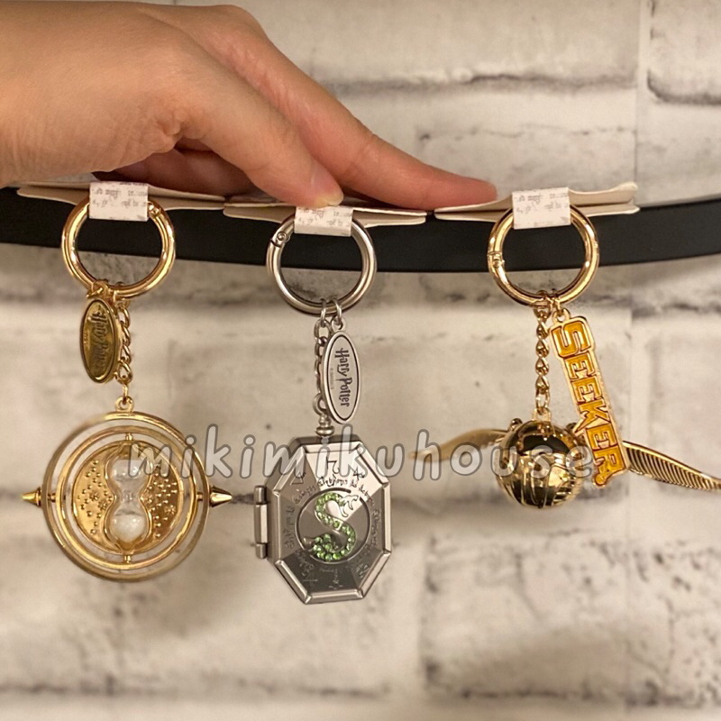 Jual READY STOCK MINISO X HARRY POTTER HORCRUX SLYTHERIN LOCKET PENDANT KEYRING HORCRUX ROWENA