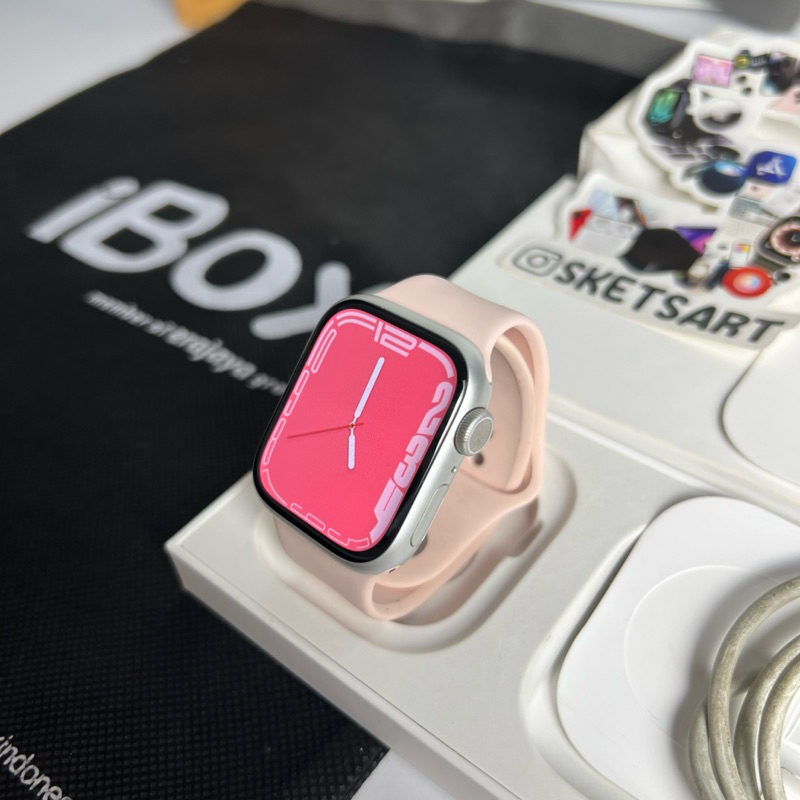 Apple Watch 9 GPS+Cellular 41mm バッテリ98%（9代目でついに成熟 