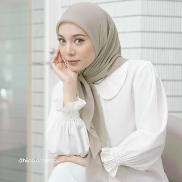 Hijab Pollycotton Hijab Square ( Pilihan Warna Lengkap )