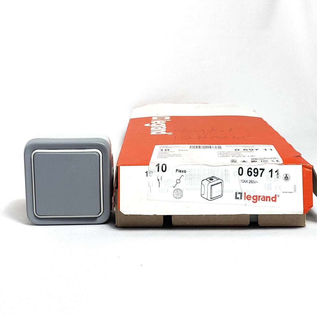 Jual Legrand Saklar Switch Engkel Outbow 10A Grey (LG-69711) | Shopee ...