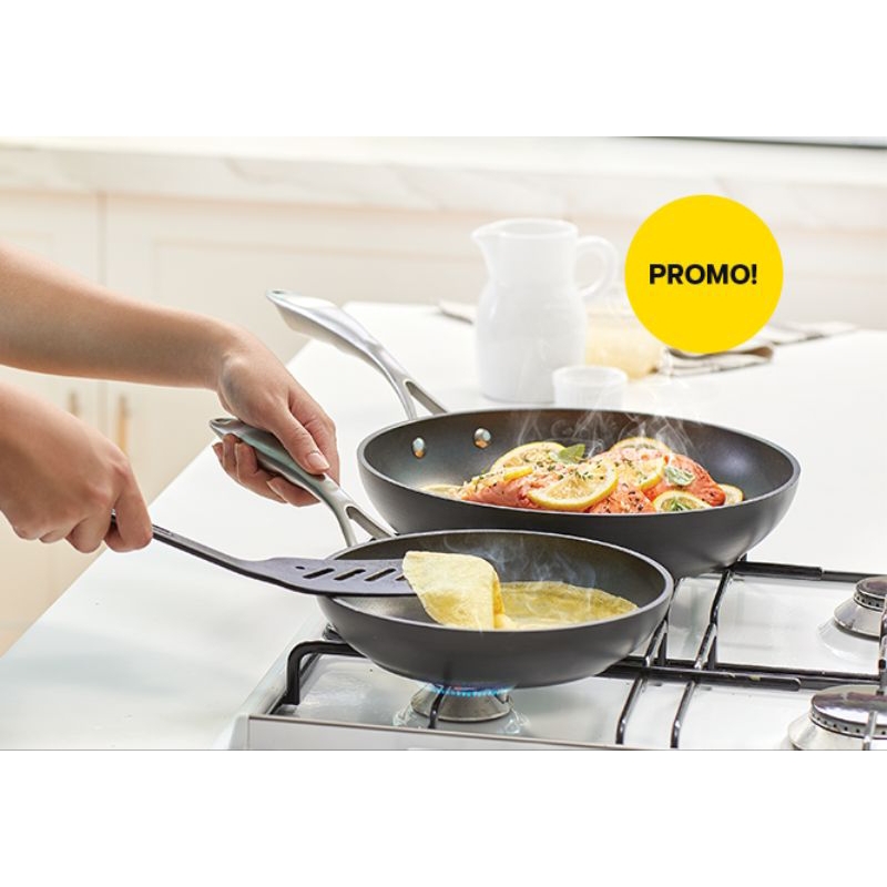 Jual TUPPERWARE WAJAN PENGGORENGAN SERI HITAM 28cm | Shopee Indonesia