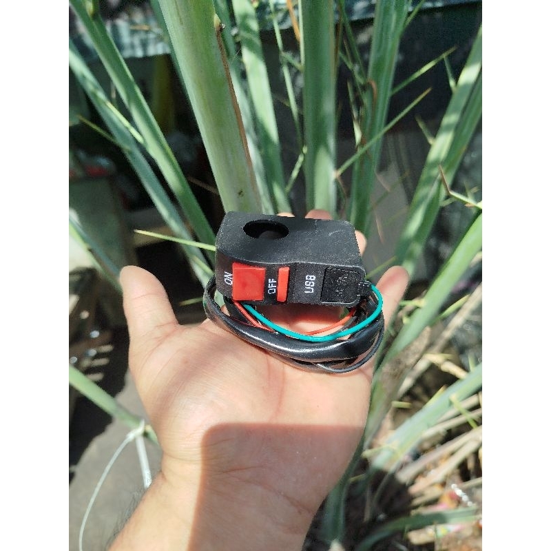 Jual saklar on off /saklar on off plus USB/universal semua motor ...