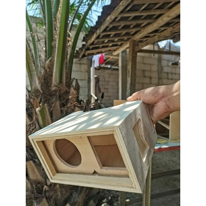 Jual BOX SPEAKER LINE ARRAY 4 INCH SINGLE PLUS TWITTER | Shopee Indonesia