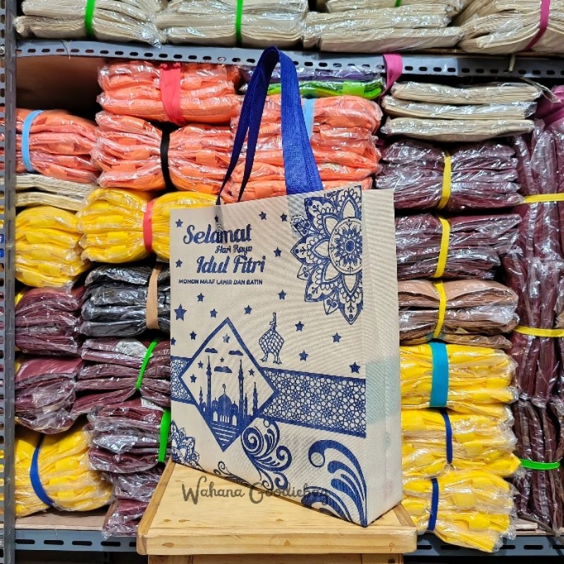 (LUSINAN) Goodie Bag Lebaran 30x40x8 Tas Spundbond Idul Fitri 2025