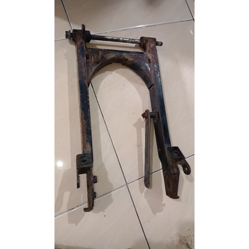 Jual Swing Arem Arm Yamaha Vega R lama Crypton original | Shopee Indonesia