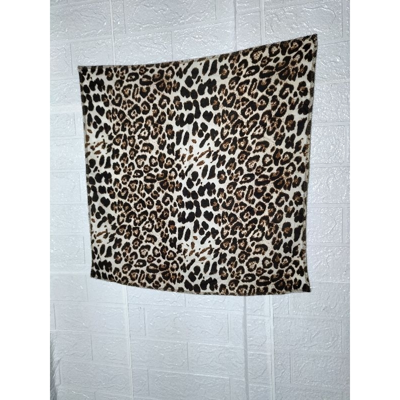 Jual DEMIS : Bandana Leopard/Slayer Leopard/Scarf Skena/Scarf Bandana ...