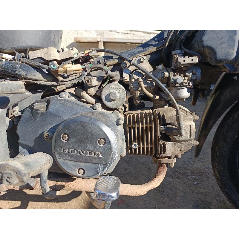 Jual MESIN SUPRA X 125 R HITAM / BATMAN | Shopee Indonesia