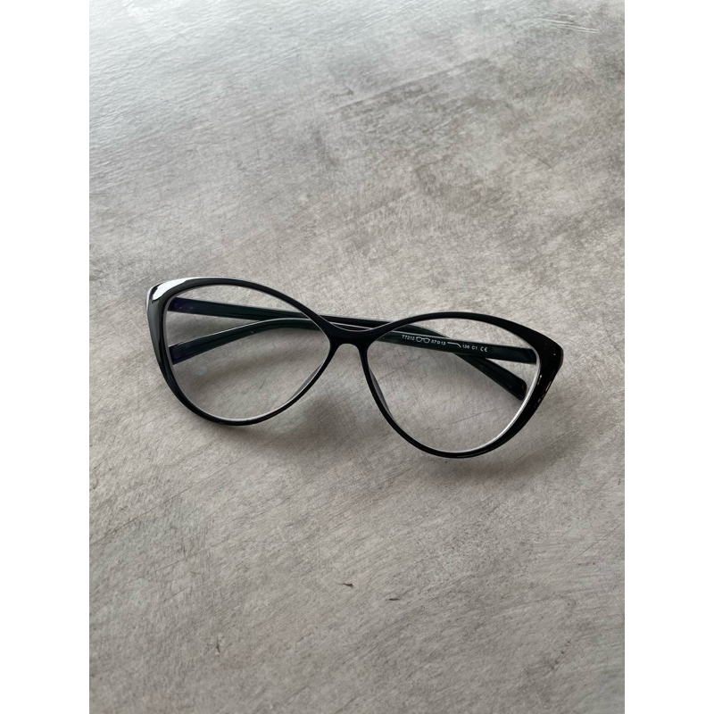 Jual Karamata | Vio Frame (Cat Eye Frame) | Shopee Indonesia