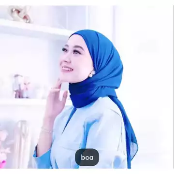 Kerudung Segitiga Inner Square 2 Layar Segiempat Pollycotoon