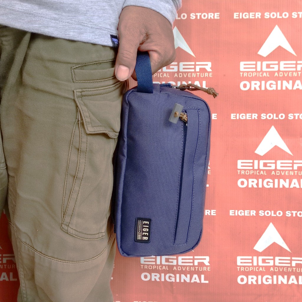 Jual Tas Hand Bag Journal 2.0 Dopp Kit Original Garansi Resmi | Shopee ...