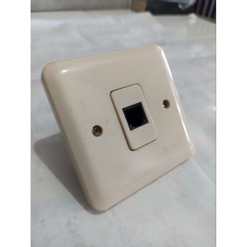Jual STOP KONTAK SOCKET TELEPON OUTLET INBOW DINDING BROCO NEW GEE 5171 ...