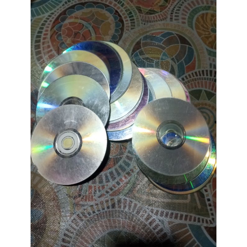 Jual CD/VCD/DVD bekas untuk kerajinan harga satuan | Shopee Indonesia