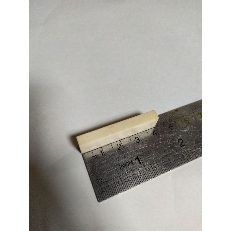 Jual Nut gitar/bass bahan tulang sapi blank belum di bentuk | Shopee ...