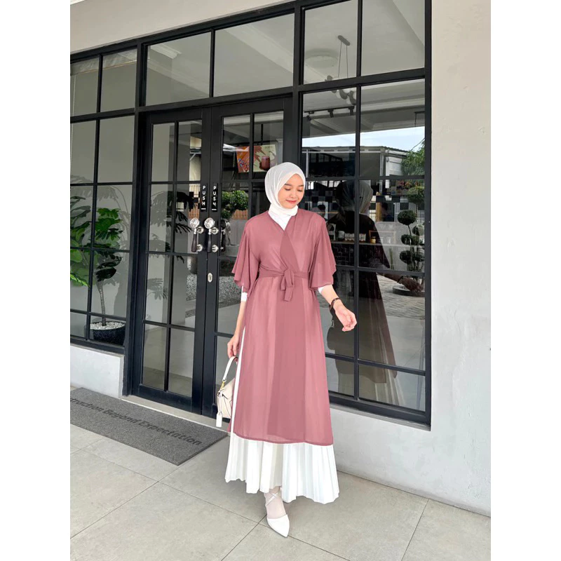Aleshia Outer 2