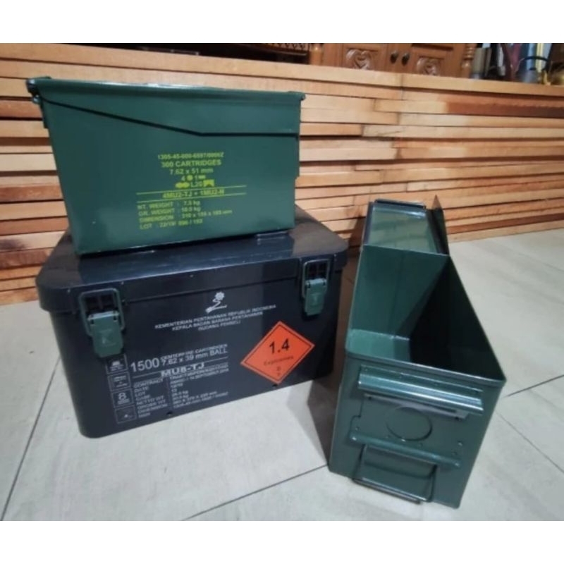 Jual Kotak box peluru Pindad/Tool box/Paket Hemat 1 Fiber dan 2 Besi ...