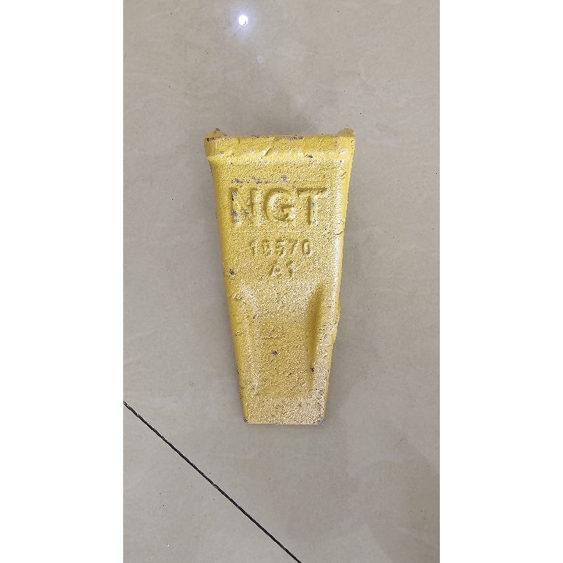 Jual Kuku Bucket STD Hitachi ZX 200 NGT 19570 Part 205-70-19570
