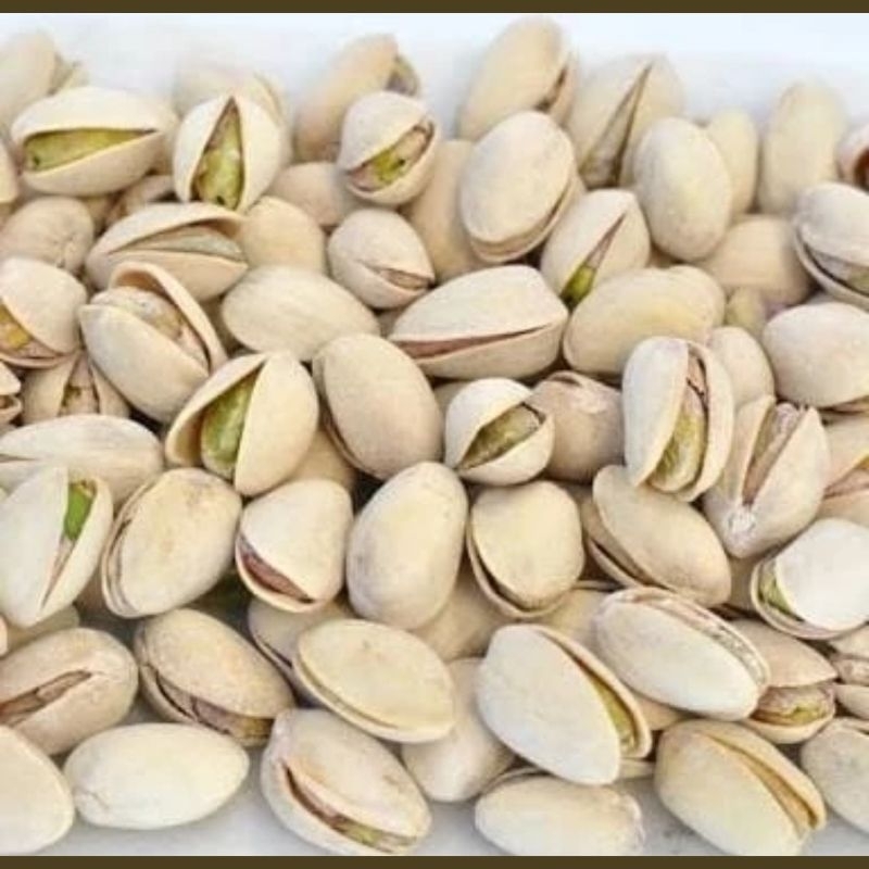 Jual Kacang Pistachio pistacio Fustuk Arab dengan kulit matang | Shopee ...