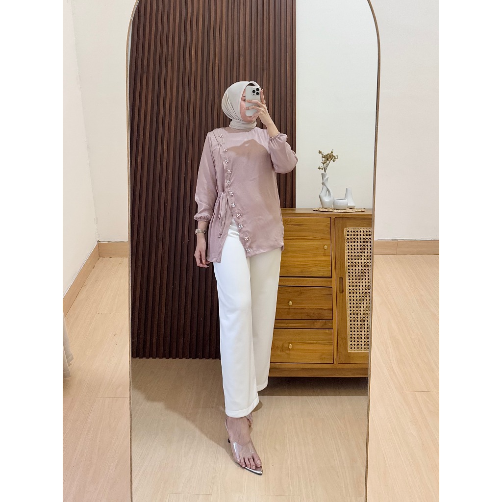 Jual Luxy Blouse Cantik Elegan Baju Atasan Wanita Lengan Panjang