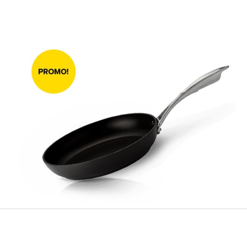 Jual TUPPERWARE WAJAN PENGGORENGAN SERI HITAM 28cm | Shopee Indonesia
