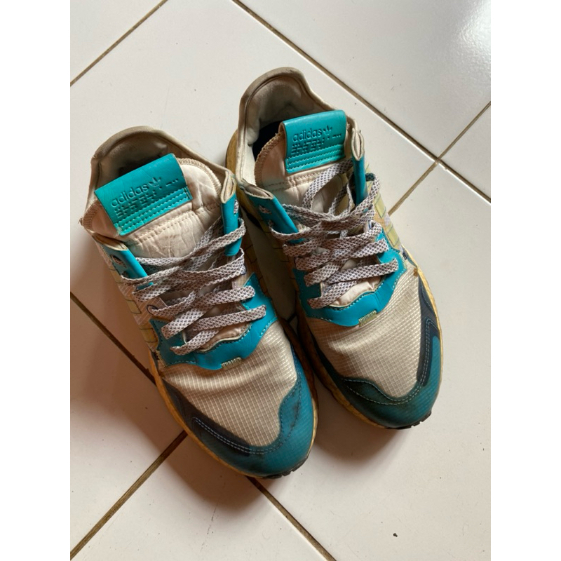 Jual Preloved sepatu adidas | Shopee Indonesia