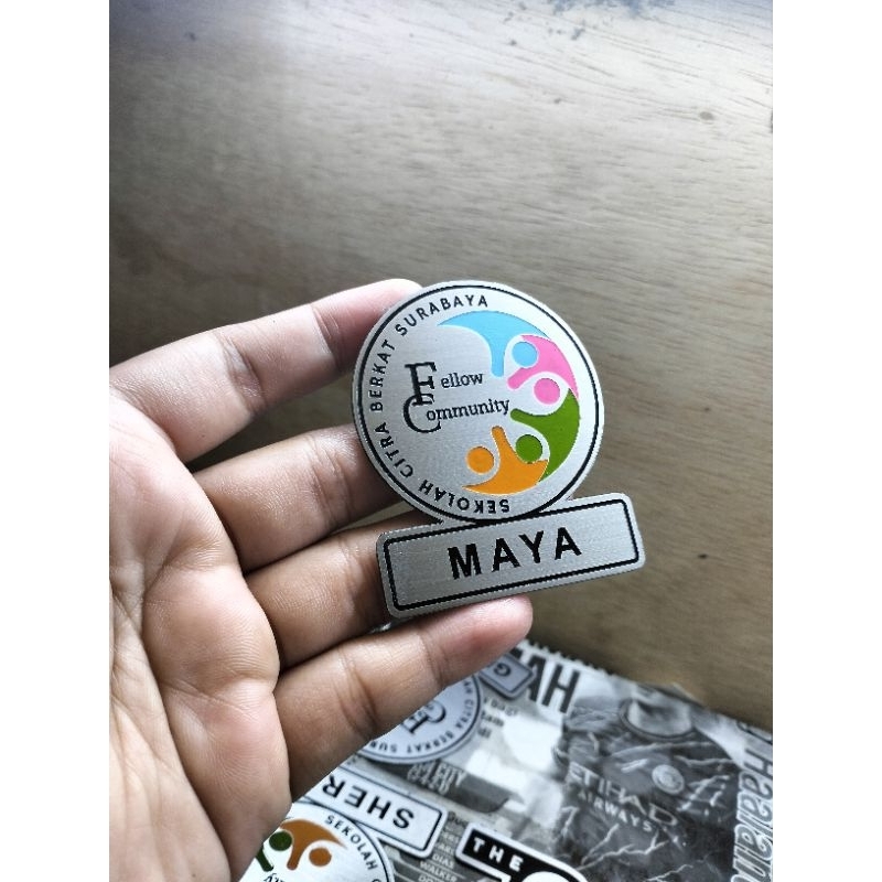 Jual pin custom logo dan nama bahan stainless | Shopee Indonesia