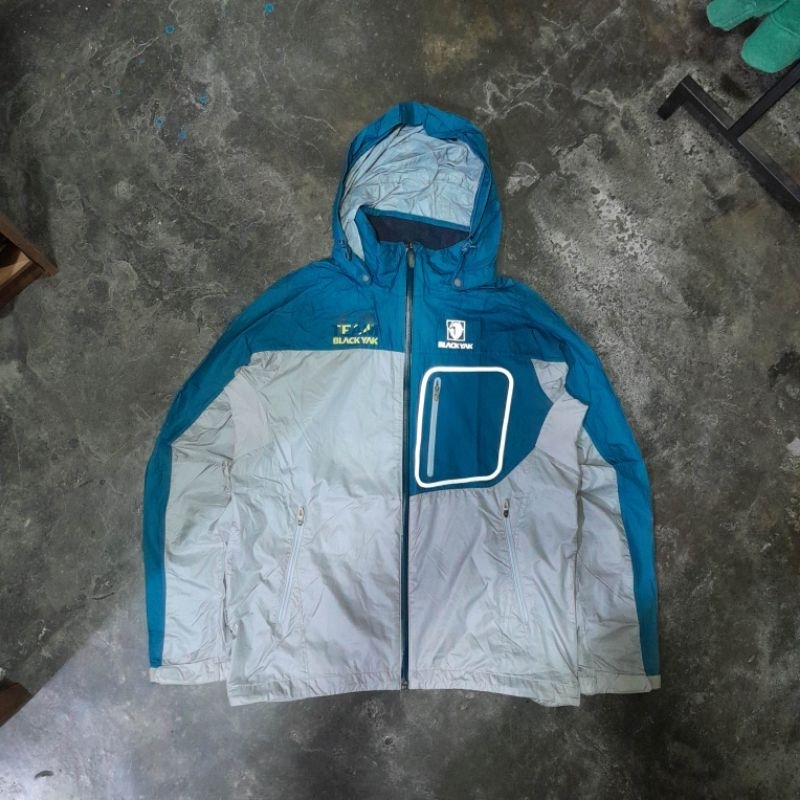 Jual BLACK YAK LIGHT WEIGHT OUTDOOR JACKET BLUE GREY | Shopee Indonesia