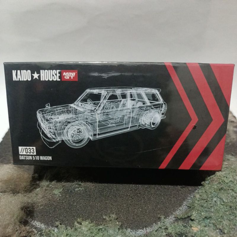 MINI GT 033 DATSUN 510 WAGON ADVAN（Amazon.co.jp: 開封 未