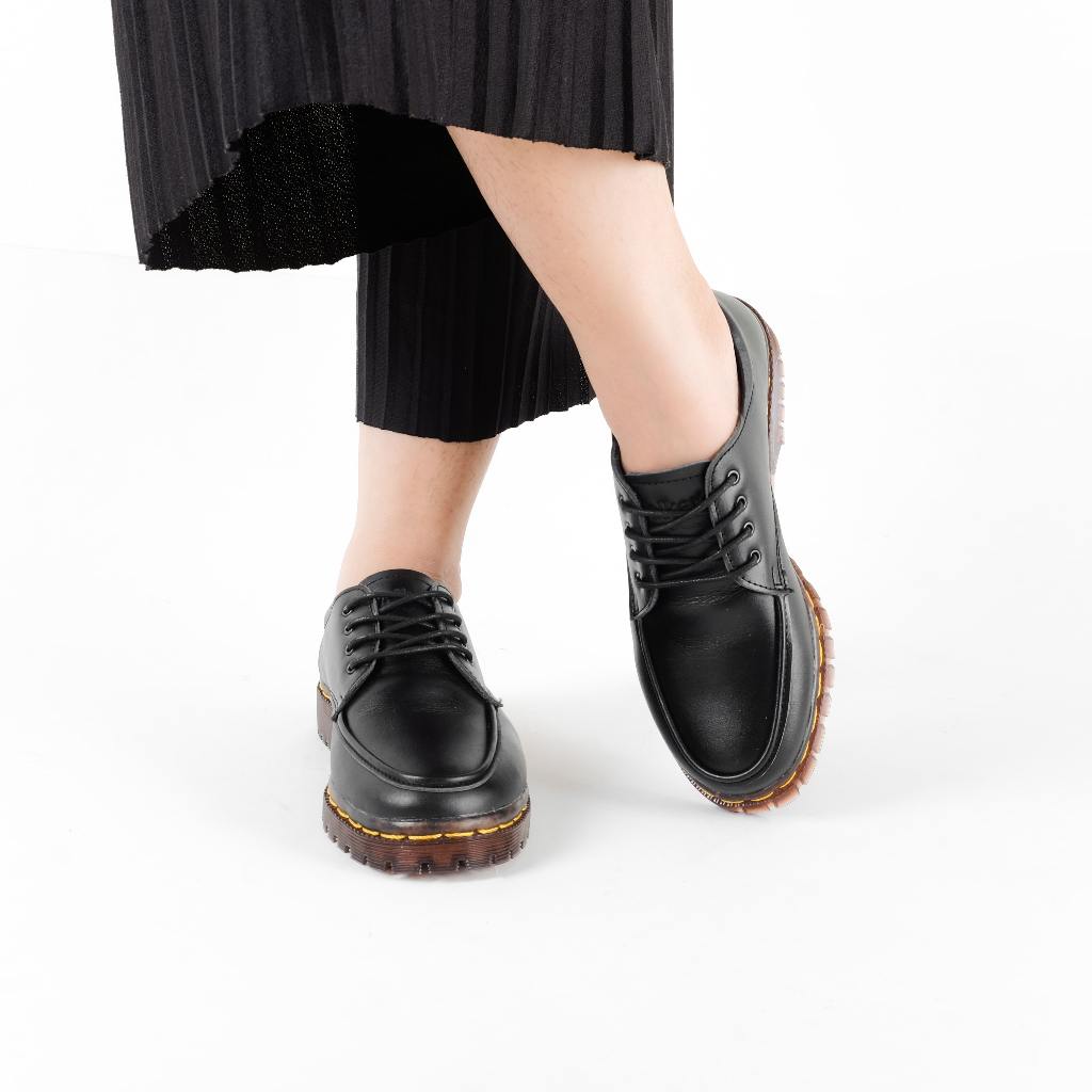 Jual Sepatu Docmart Wanita Tali Kulit Bros Up | Shopee Indonesia
