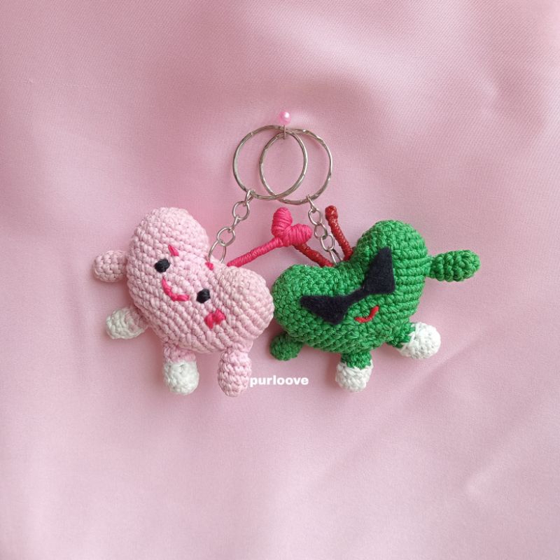 Jual PIPI HEART SKZ CROCHET || Gantungan kunci rajut pipi heart ...