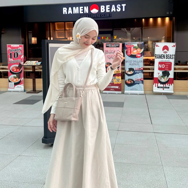 Tas Selempang Wanita - Digunakan2