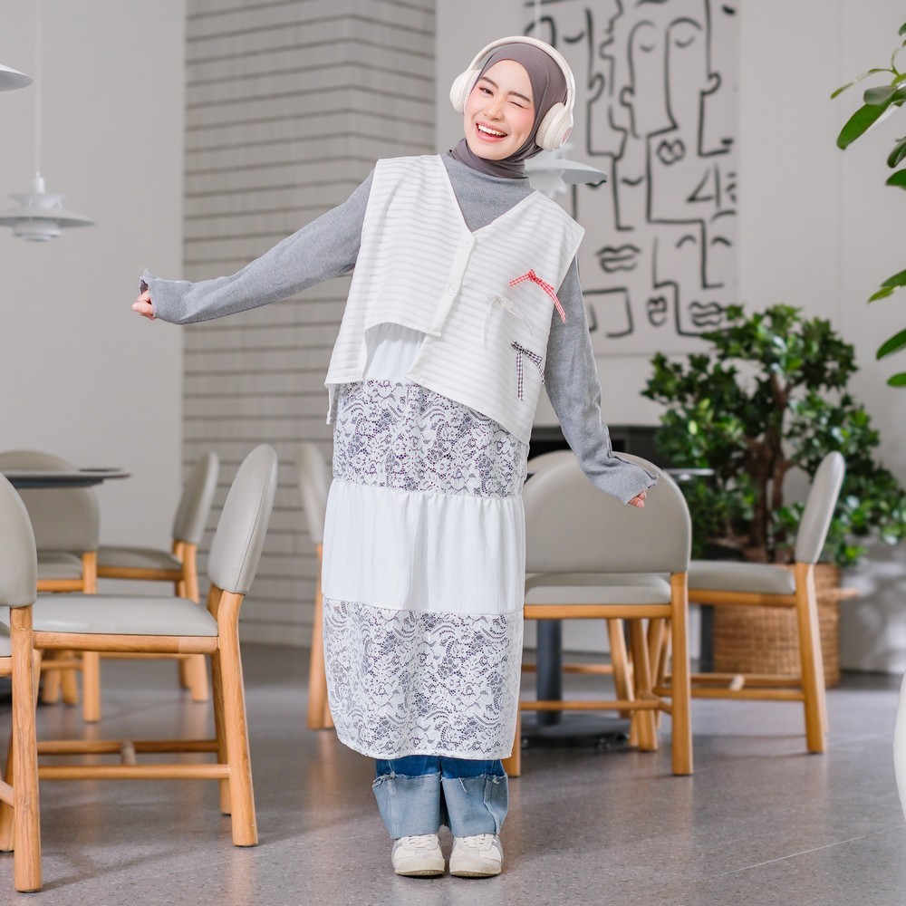 Jual Mybamus Layer Lace Skirt Rok Lilit Kondangan Layer Brukat Susun ...