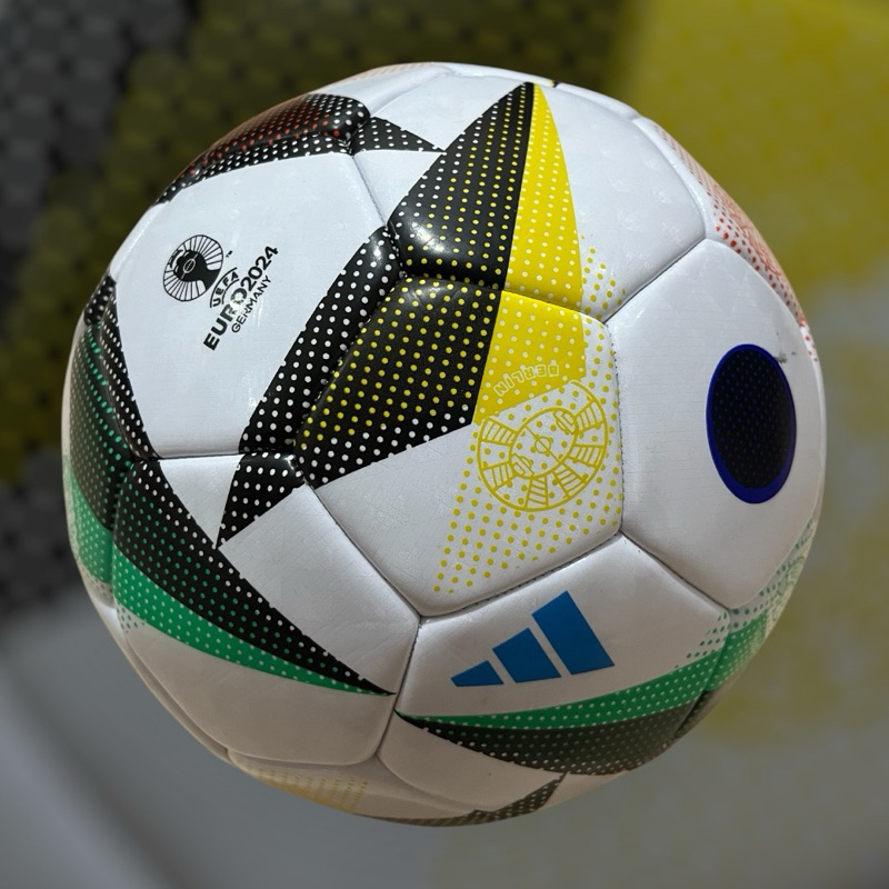 Jual Bola Kaki Adidas Euro2024 Size5 (Free Pentil dan Jaring Bola ...