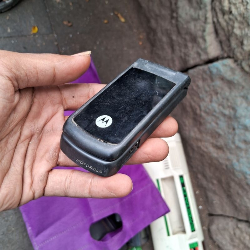 Jual Motorola W270 henpon jadul | Shopee Indonesia