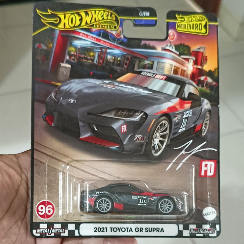 Jual hot wheels premium 2021 toyota gr supra free protektor | Shopee ...