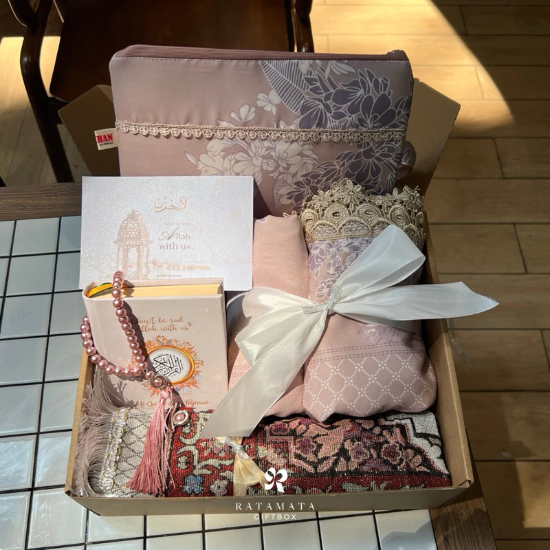 Hampers Mukena Set Seserahan Alat Sholat 