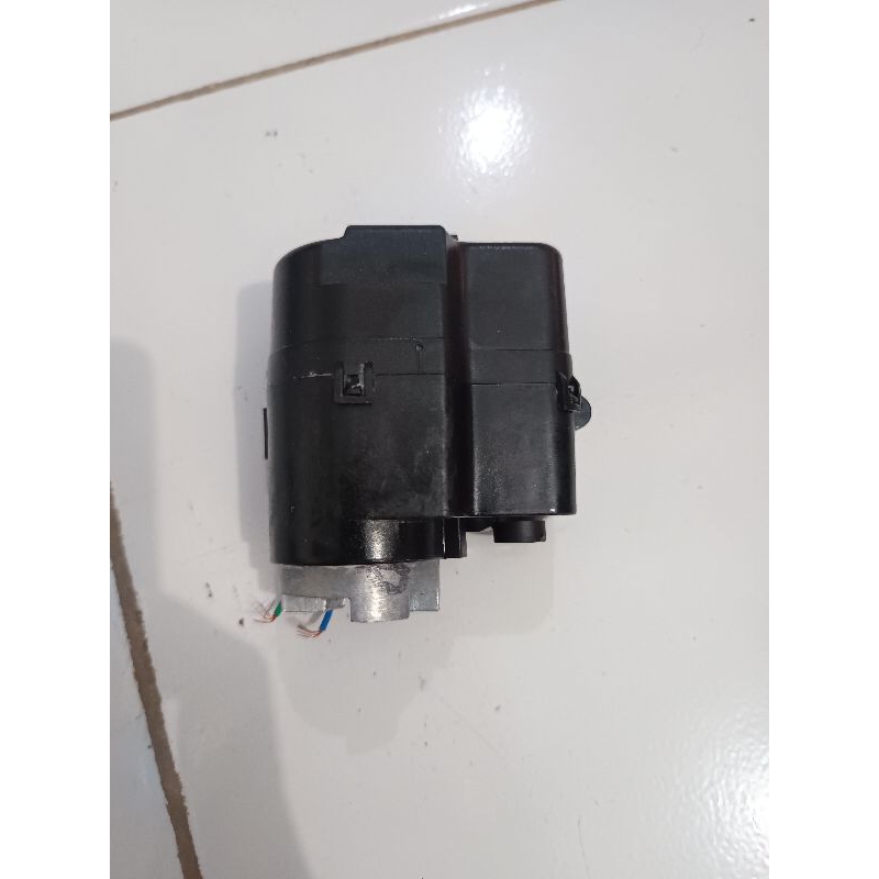 Jual Motor Lipat ( Retrak ) Spion Yaris, Rush, Terios, Fortuner, Innova ...