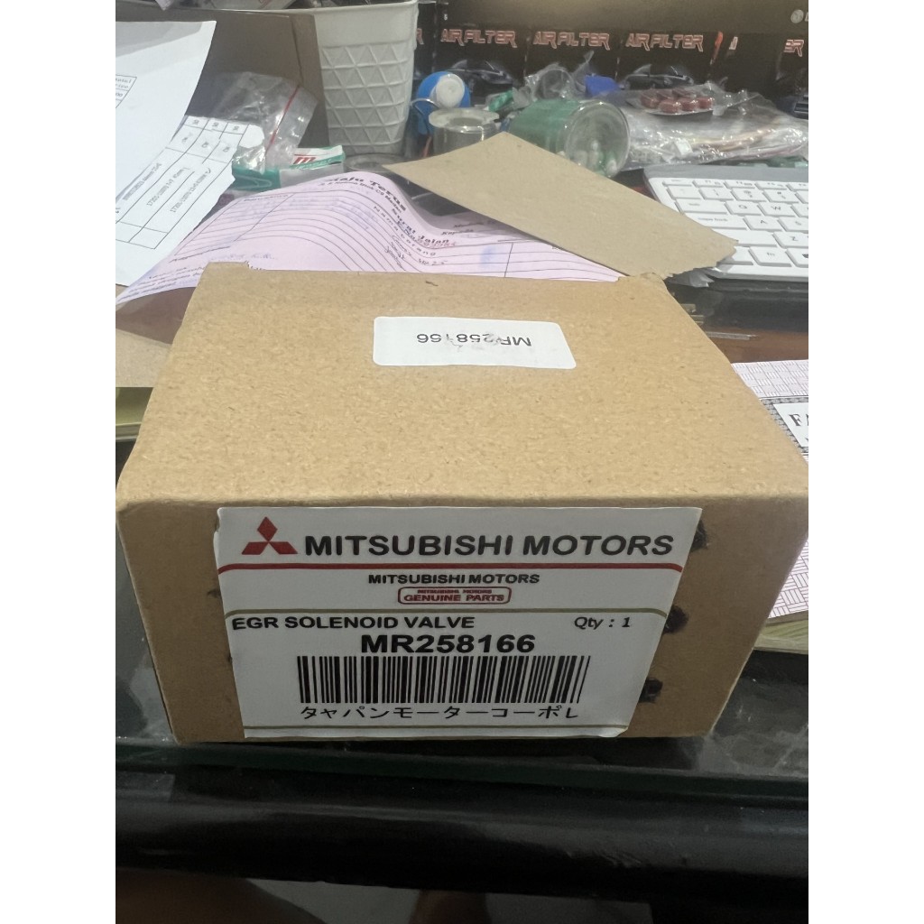 Jual SOLENOID VACUM TURBO PAJERO DAKAR SOLENOID EGR MR258166 OEM ...