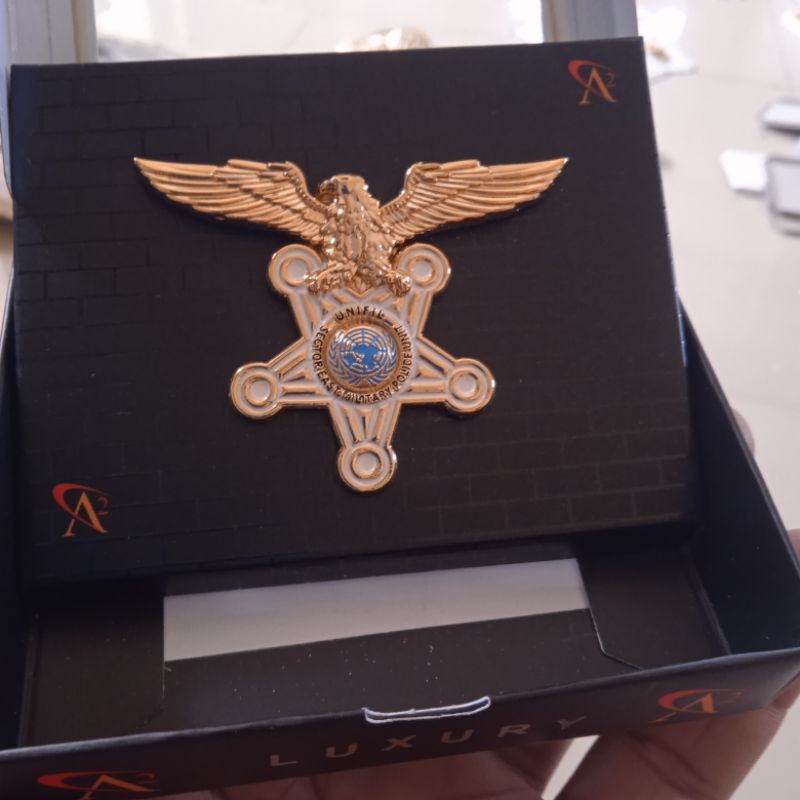 Jual super exclusive Brevet Brivet Wing Sector East Military Police ...