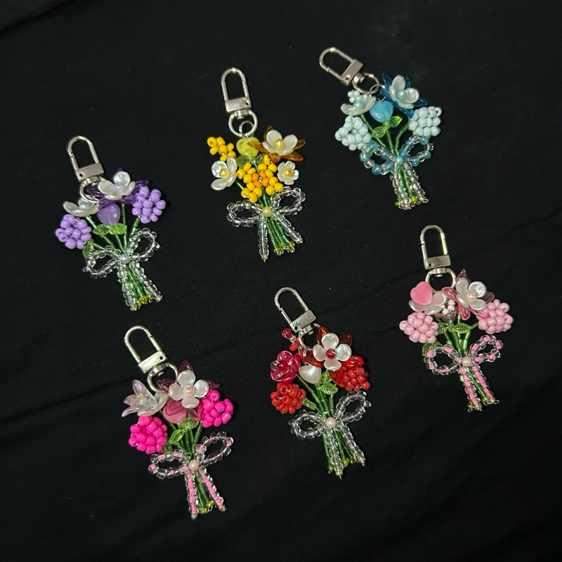 Jual GANTUNGAN BUKET BUNGA BEADS - KEYCHAIN COQUETTE FLOWER BOUQUET ...