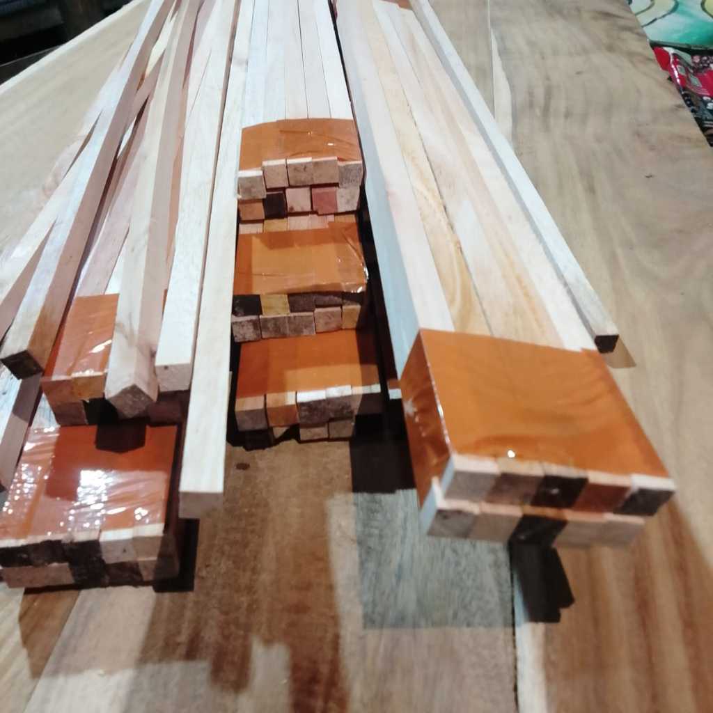 Jual (10 pcs) RENG KAYU MAHONI 1X1X100CM STIK KAYU SERUT HALUS 4 SISI ...