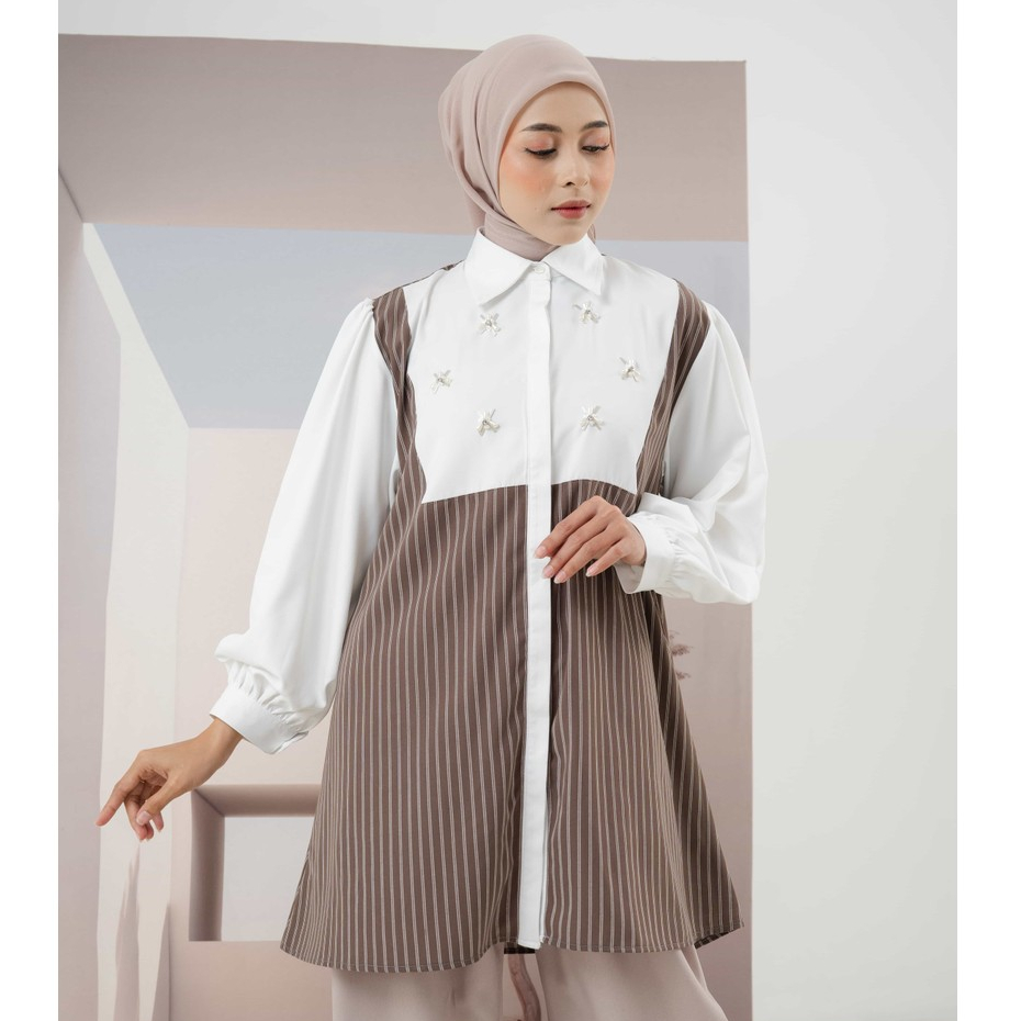 Mayoutfit Denima Shirt | Atasan Kemeja Wanita Basic Aksen Beads main image 0