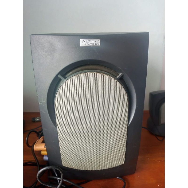 ALTECアルテックランシングACS300.1 PoweredSubwoofer ALTECアルテックランシングACS300.1 PoweredSubwoofer ALTEC