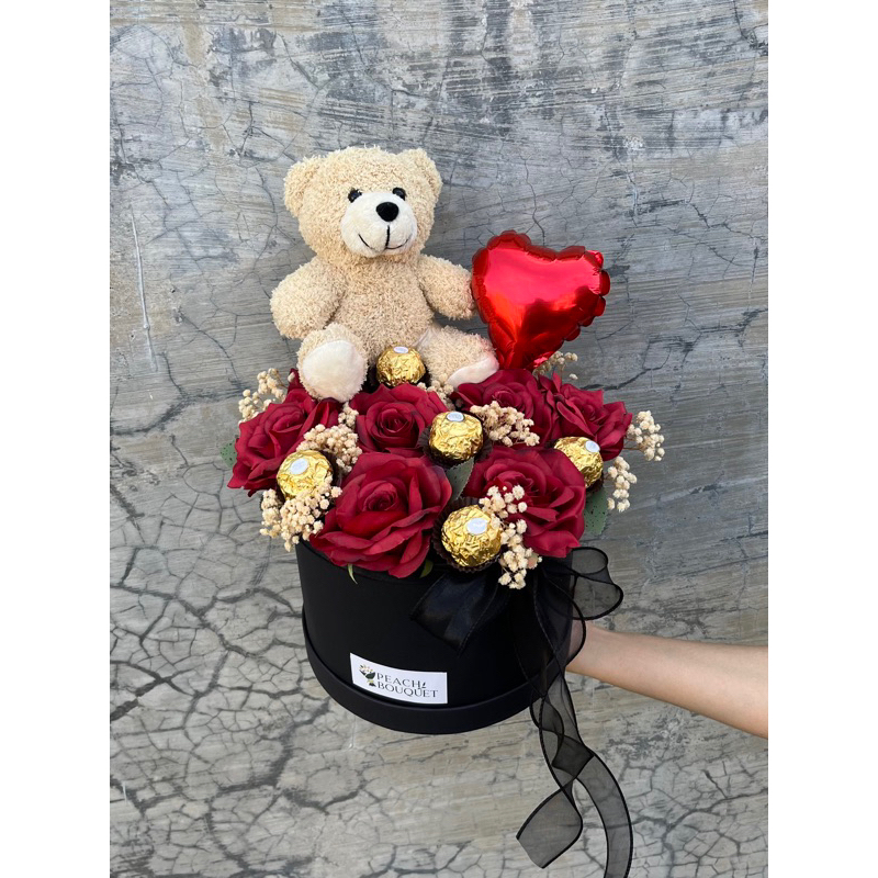 Jual Bloom Box Bunga Mawar palsu Premium pakai Coklat Fererro dan Teddy ...
